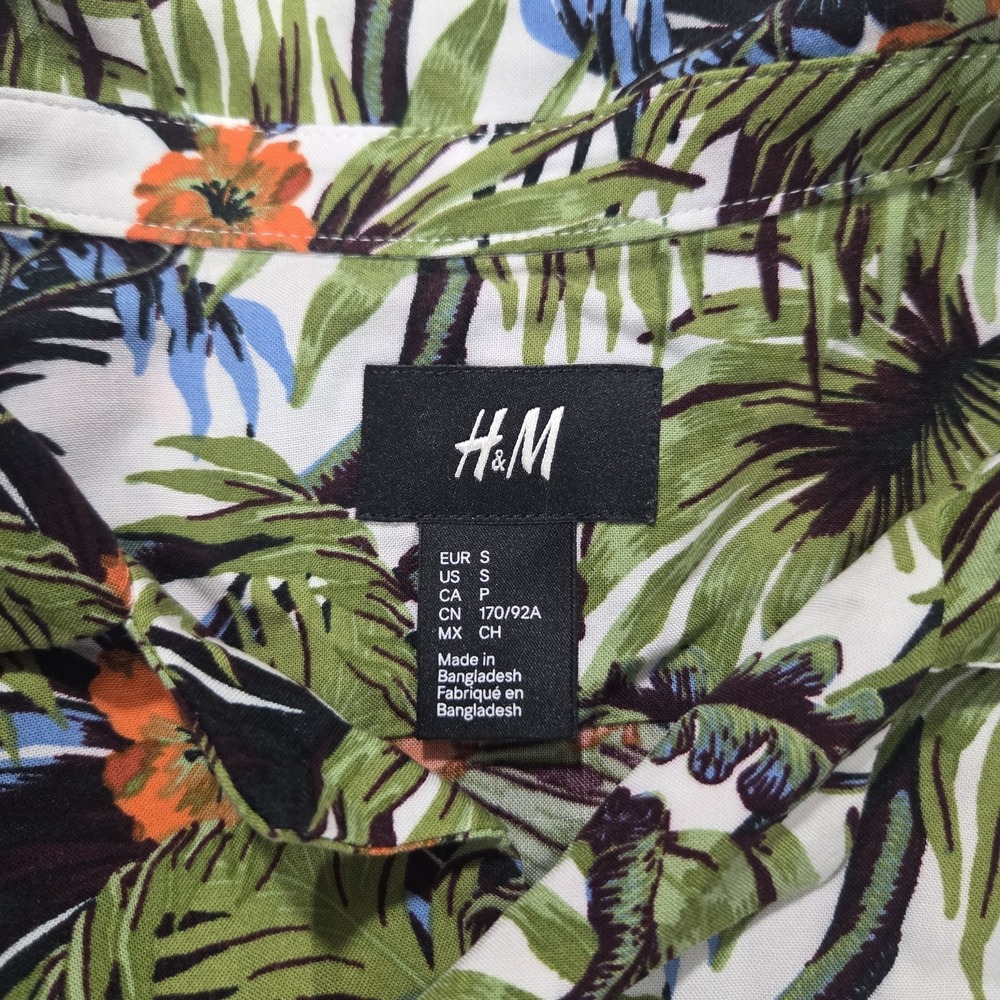 H&M Men's Hawaiian Shirt Palm Tree Print Button Up Short Sleeve Resort Size S - Picture 6 of 11